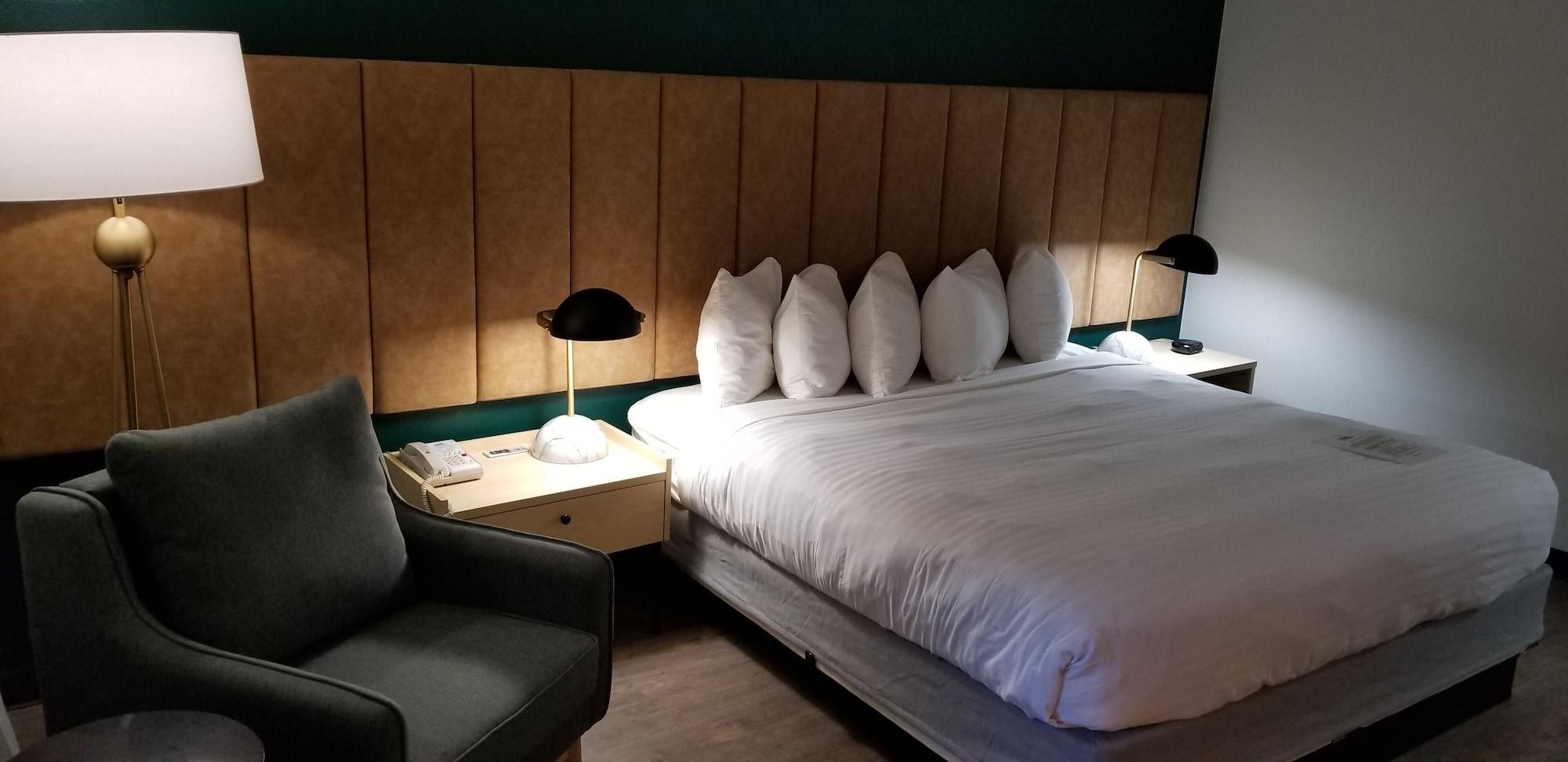 Hotel Western West Beaverton 3*