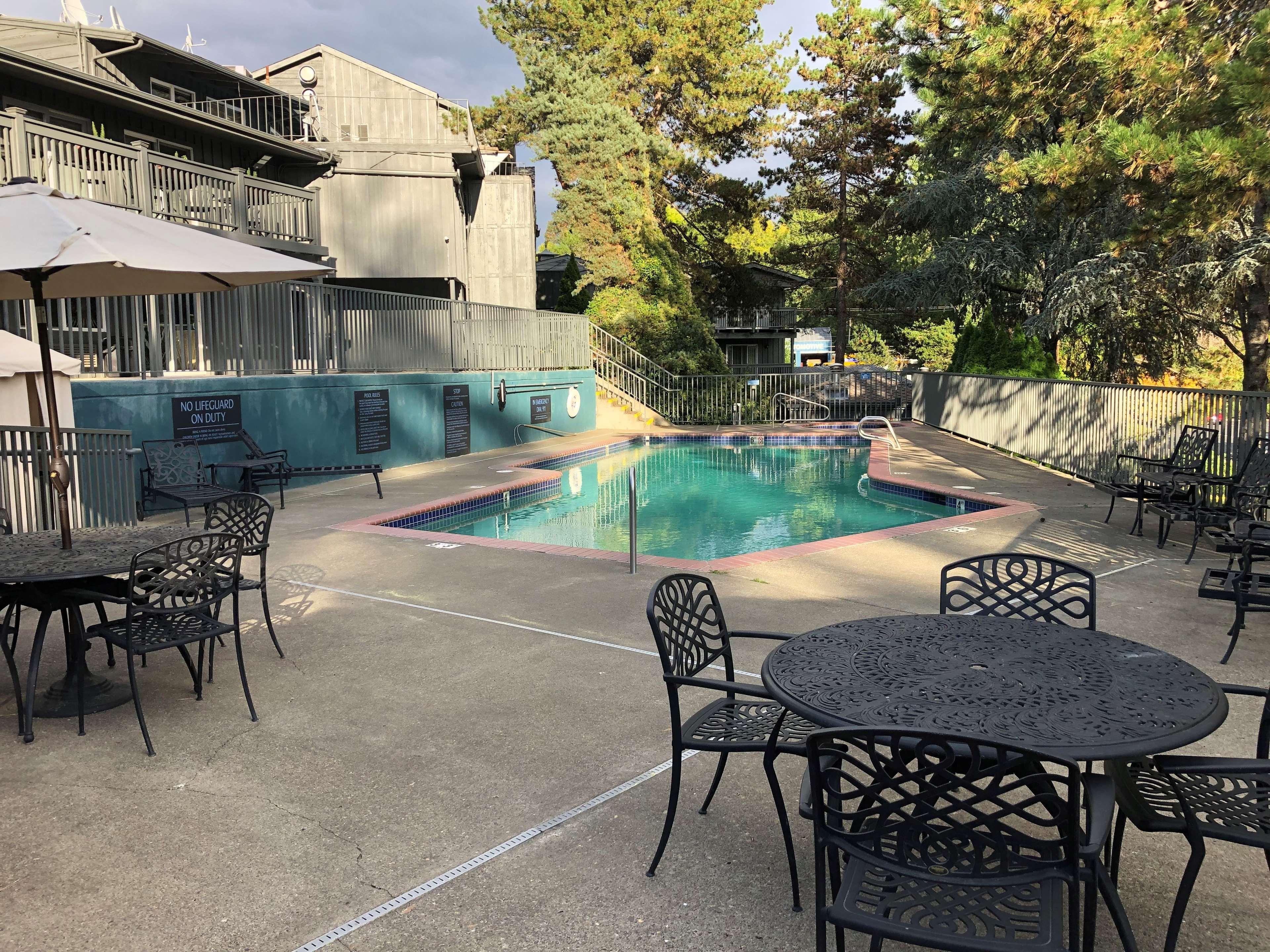Hotel Western West Beaverton 3*